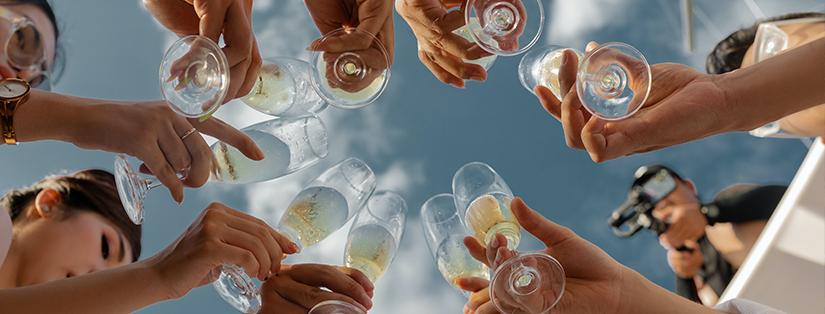 Comment organiser une soirée d’anniversaire surprise à Paris inoubliable pour votre conjoint ?