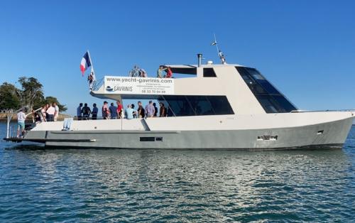 Interview - Le Yacht Gavrinis situé dans le magnifique Golfe du Morbihan
