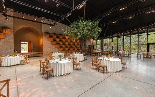 Les erreurs à éviter lors de la réservation d'une salle pour un Speed Dating à Nîmes
