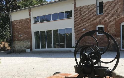 Les Écuries de Ronsac : un cocon familial au cœur d’un domaine authentique