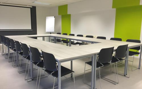 Les meilleures adresses pour réserver une salle de séminaire avec hébergement à Bordeaux