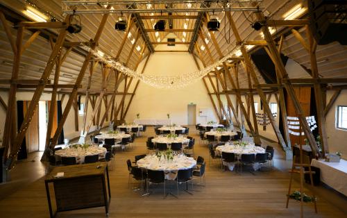 Louer une salle des fêtes à Paris le week-end : tarifs et sélection d'adresses