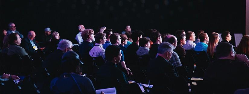 Les détails à peaufiner à la dernière minute pour une soirée d’entreprise