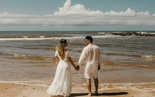 Mariage en bord de mer : mélangez la magie et le romantisme pour pas cher !