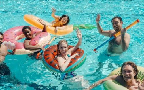 Lieu de réception avec piscine : quels avantages ?