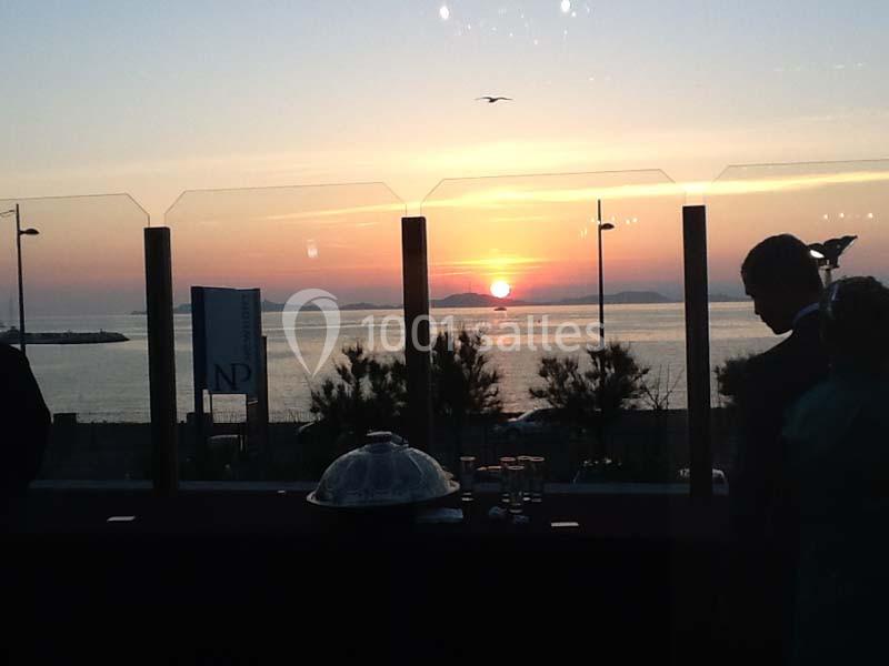 Location salle Marseille (Bouches-du-Rhône) - Newport #26 Location salle Marseille (Bouches-du-Rhône) - Newport #26