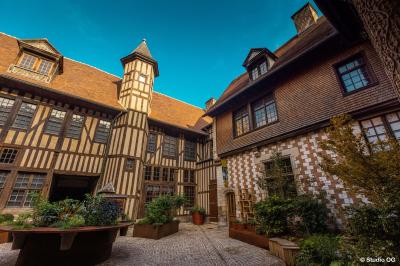 Maison de l'Outil et de la Pensée Ouvrière - photo 1