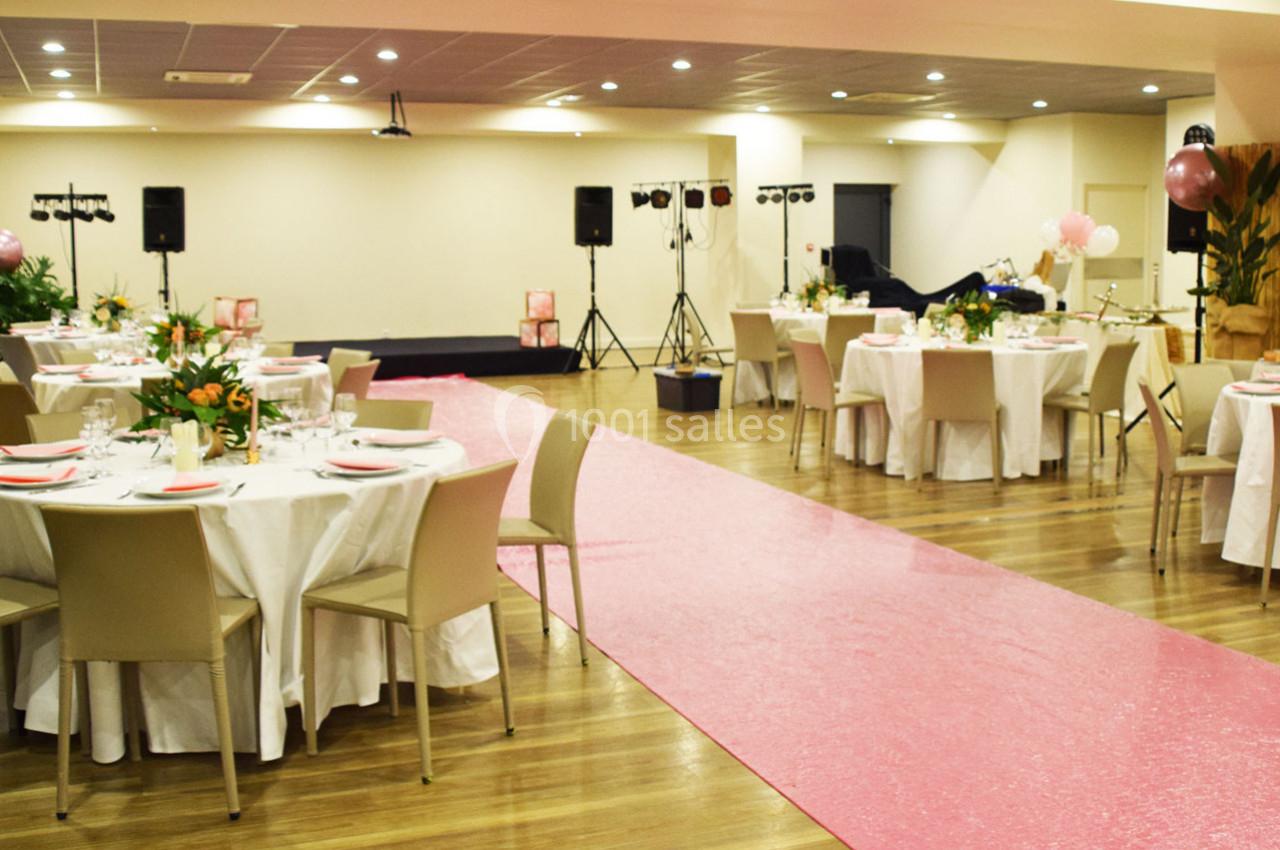 Location salle Grasse (Alpes-Maritimes) - Le Cube Réceptions #36 Location salle Grasse (Alpes-Maritimes) - Le Cube Réceptions #36