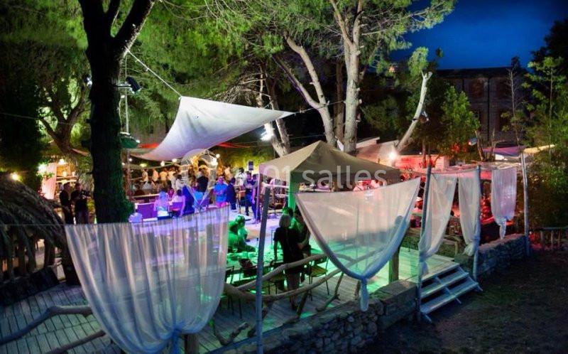 Location salle Saint-Cyprien (Pyrénées-Orientales) - Côté Jardin #12