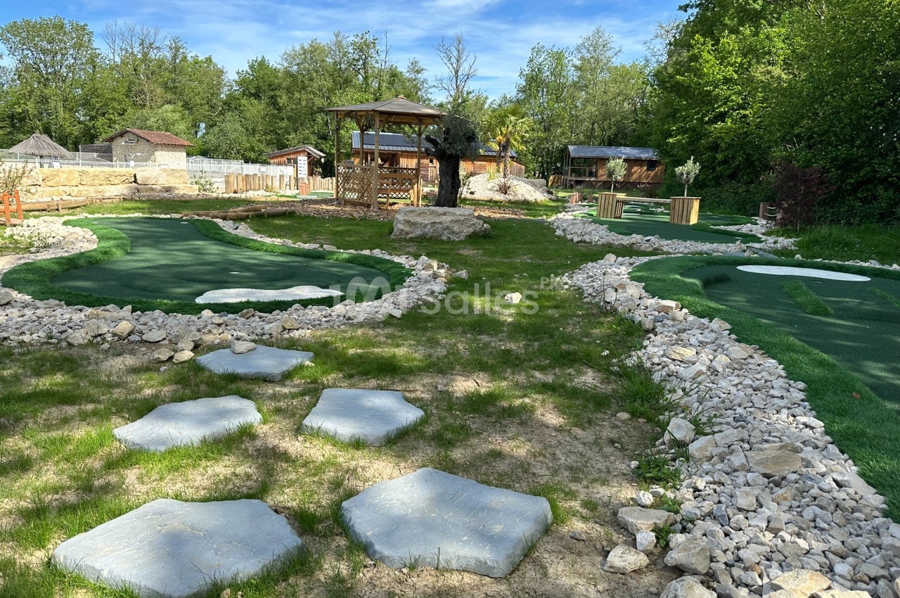 Mini golf Ain Domaine de la Dombes Activités team building