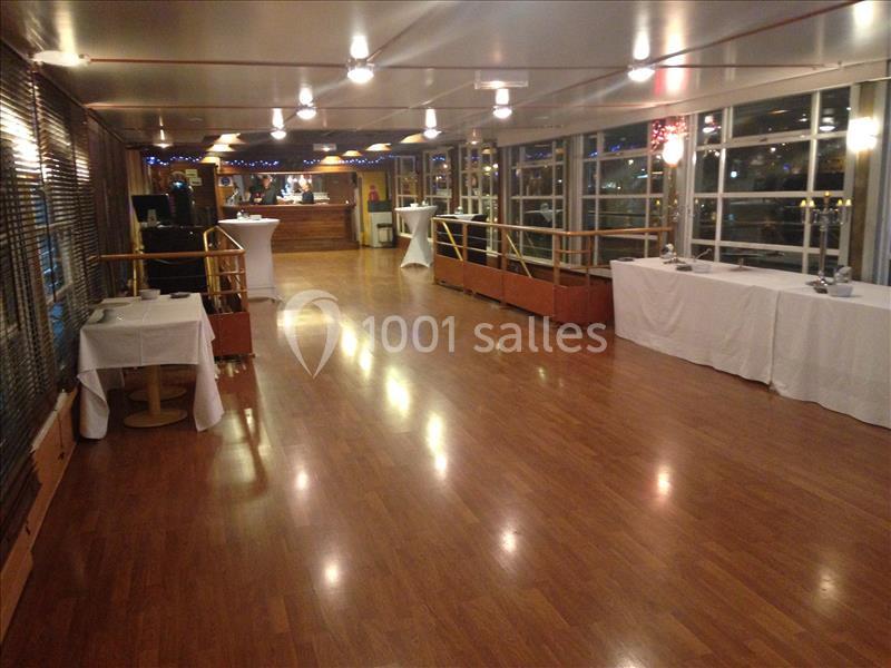 Location salle Clichy (Hauts-de-Seine) - Péniche Touta #12 Location salle Clichy (Hauts-de-Seine) - Péniche Touta #12