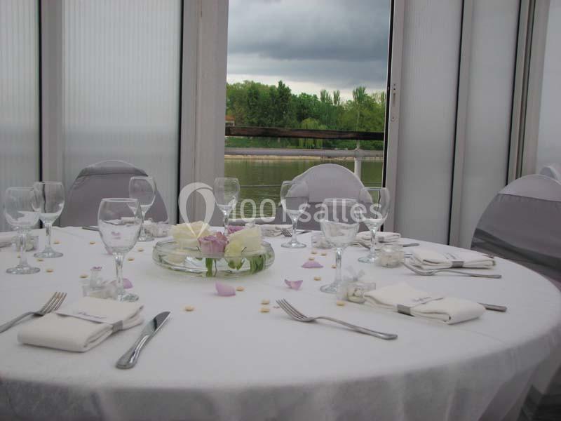 Location salle Clichy (Hauts-de-Seine) - Péniche Touta #10 Location salle Clichy (Hauts-de-Seine) - Péniche Touta #10