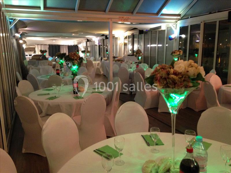 Location salle Clichy (Hauts-de-Seine) - Péniche Touta #17 Location salle Clichy (Hauts-de-Seine) - Péniche Touta #17