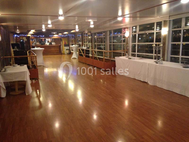 Location salle Clichy (Hauts-de-Seine) - Péniche Touta #15 Location salle Clichy (Hauts-de-Seine) - Péniche Touta #15