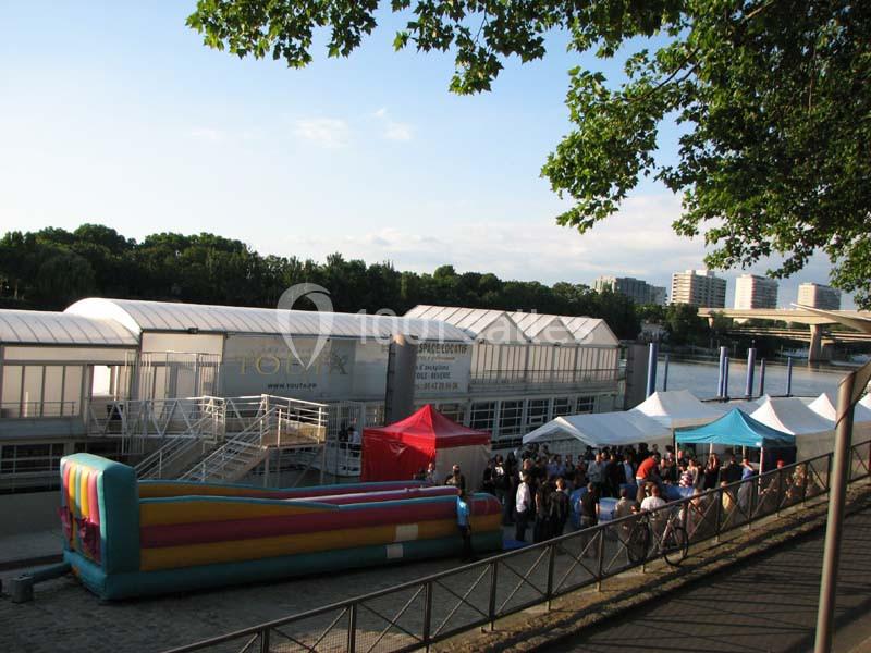 Location salle Clichy (Hauts-de-Seine) - Péniche Touta #13 Location salle Clichy (Hauts-de-Seine) - Péniche Touta #13