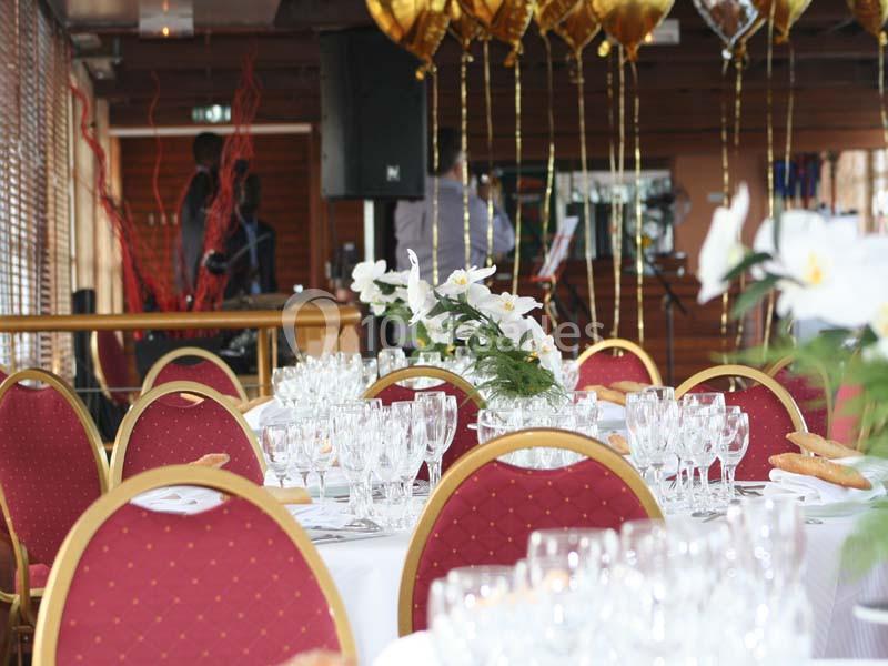 Location salle Clichy (Hauts-de-Seine) - Péniche Touta #17 Location salle Clichy (Hauts-de-Seine) - Péniche Touta #17