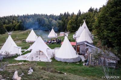 Village Tipi - photo 3