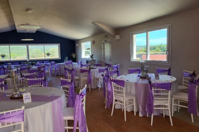 Miniature Location salle Fuveau (Bouches-du-Rhône) - Cœur de Ferme en Provence #11 Location salle Fuveau (Bouches-du-Rhône) - Cœur de Ferme en Provence #12