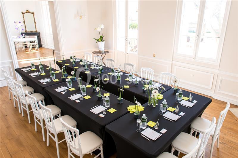 Location salle Lançon-Provence (Bouches-du-Rhône) - Château La Beaumetane #3 Location salle Lançon-Provence (Bouches-du-Rhône) - Château La Beaumetane #3