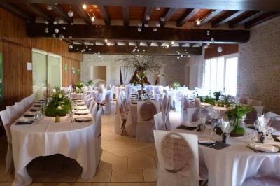 Miniature Location salle Saint-Benoît-sur-Loire (Loiret) - La Ferme des Vignes Berault #2 Location salle Saint-Benoît-sur-Loire (Loiret) - La Ferme des Vignes Berault #19