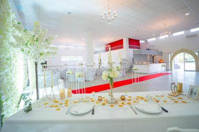 Les Mimosas Les Mimosas