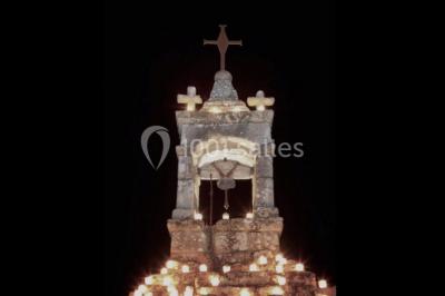 Miniature Location salle Treffléan (Morbihan) - Manoir de Randrecard #24 Paysages naturels avec lac entouré de forêts, sentiers boisés et ponton au bord de l'eau sous un ciel partiellement nuageux.