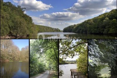 Miniature Location salle Treffléan (Morbihan) - Manoir de Randrecard #25 Paysages naturels avec lac entouré de forêts, sentiers boisés et ponton au bord de l'eau sous un ciel partiellement nuageux.