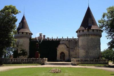 Château de Mouchac - photo 1