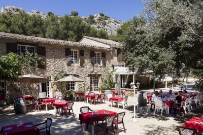 Miniature Location salle Salon-de-Provence (Bouches-du-Rhône) - Domaine De Roquerousse #21 Location salle Salon-de-Provence (Bouches-du-Rhône) - Domaine De Roquerousse #21