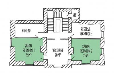 Miniature Location salle Nantes (Loire-Atlantique) - Manoir de Procé #11 Plantes d'intérieur variées dans des pots en verre et en métal doré, disposées sur une cheminée en marbre noir.