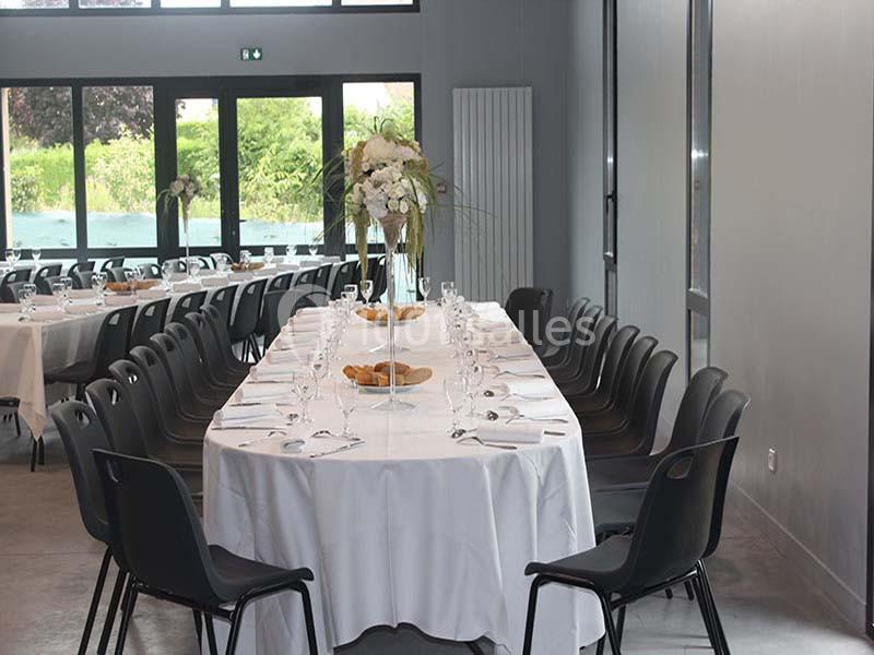 Salle De Saint Gatien Des Bois - galerie - photo 3