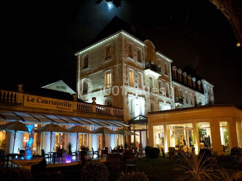 Grand Hôtel de Courtoisville Piscine & Spa - galerie - photo 5