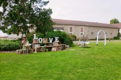 Domaine Les Aulnois Domaine Les Aulnois