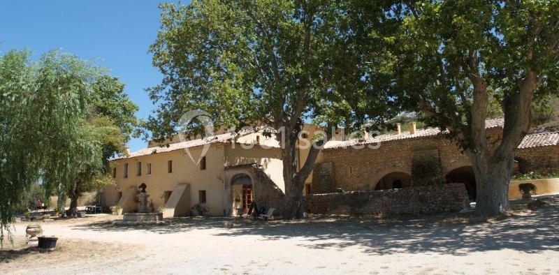 Location salle Simiane-la-Rotonde (Alpes-de-Haute-Provence) - Gite La Fontaine #1