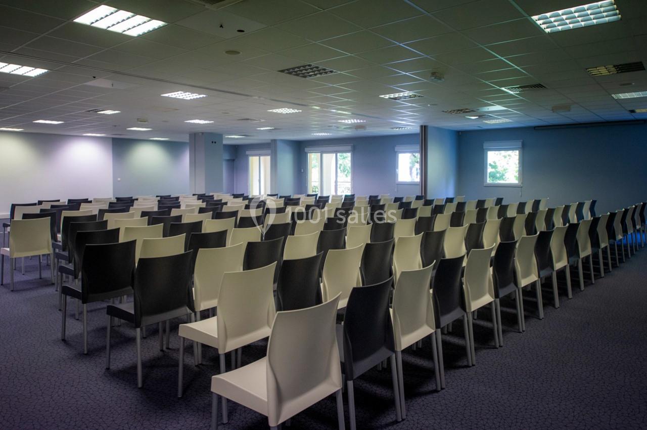 Location salle Mandelieu-la-Napoule (Alpes-Maritimes) - Résidence Goélia Mandelieu Resort #20 Location salle Mandelieu-la-Napoule (Alpes-Maritimes) - Résidence Goélia Mandelieu Resort #20