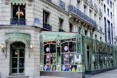 Maison Ladurée Champs-elysées - photo 2