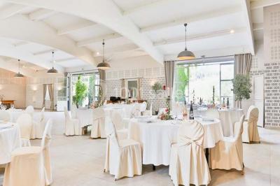 Miniature Location salle Taradeau (Var) - Château Sainte Roseline #14 Location salle Taradeau (Var) - Château Sainte Roseline #24