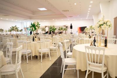 Miniature Location salle Fontenay-Trésigny (Seine-et-Marne) - Salle de Réception Ulysse #13 Location salle Fontenay-Trésigny (Seine-et-Marne) - Salle de Réception Ulysse #41