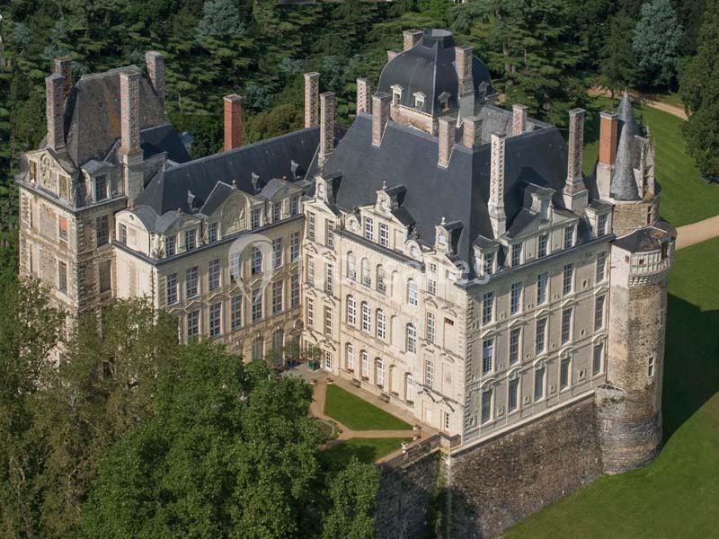 Château De Brissac - galerie - photo 2