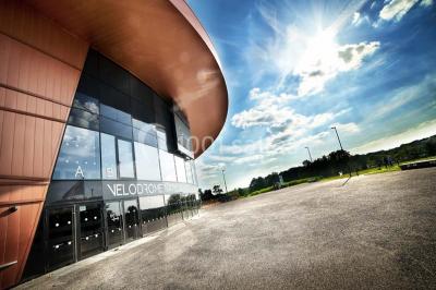 Vélodrome Nationale De Saint Quentin En Yvelines - photo 2