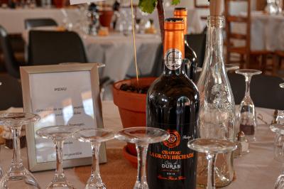 Miniature Location salle Baleyssagues (Lot-et-Garonne) - Château La Grave Béchade #35 Location salle Baleyssagues (Lot-et-Garonne) - Château La Grave Béchade #46