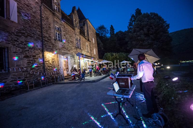 Location salle Argentat (Corrèze) - Camping Argentat - Château Du Gibanel #9