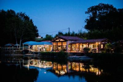 Miniature Location salle La Chaussaire (Maine-et-Loire) - Domaine Les 3 Rivages #2 Miniature Location salle La Chaussaire (Maine-et-Loire) - Domaine Les 3 Rivages #2