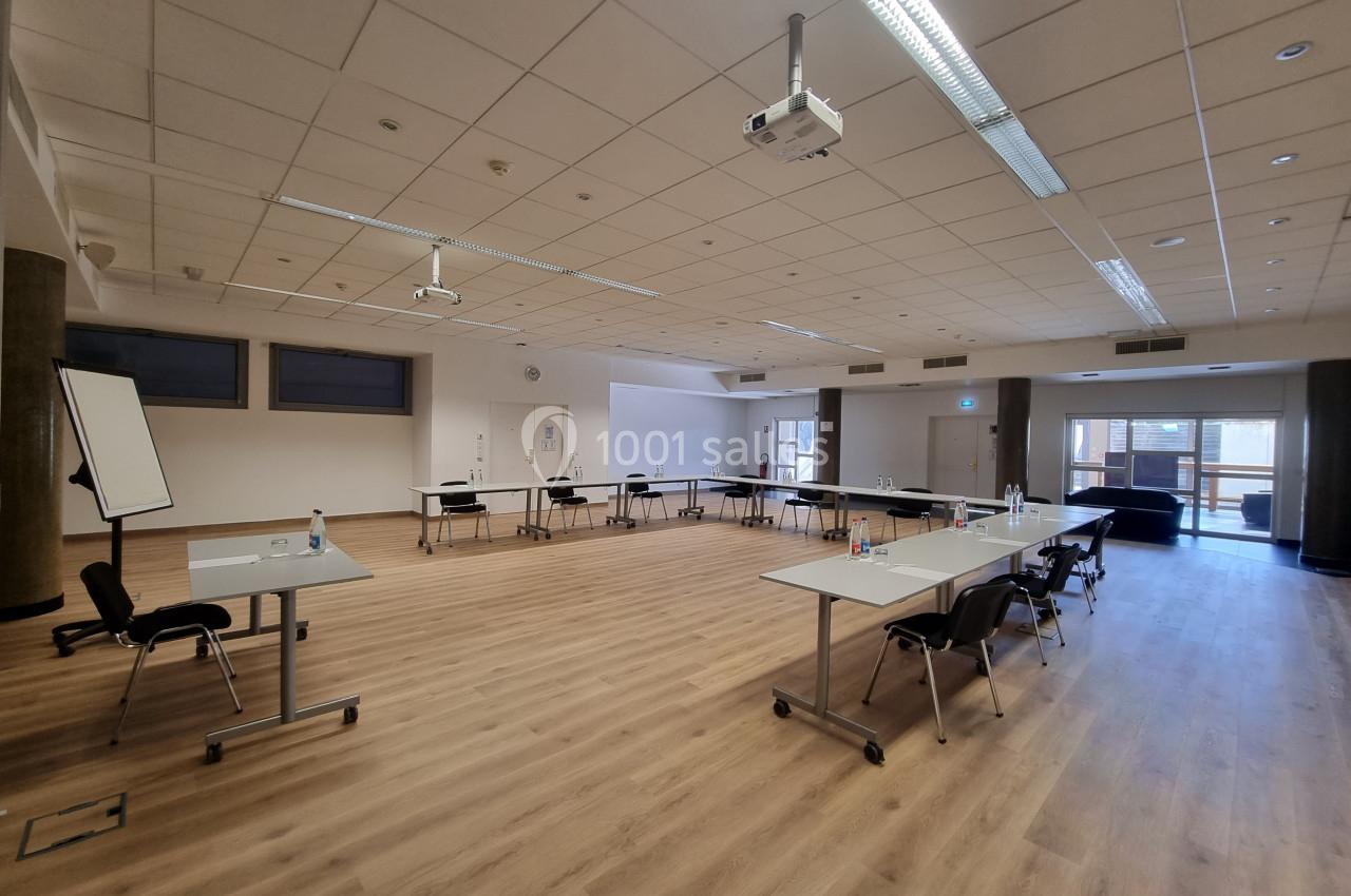 Salon Kleber 1