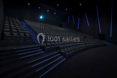 Miniature Location salle Lieusaint (Seine-et-Marne) - Pathé Carre Senart #7 Façade d'un bâtiment moderne avec des enseignes de cinéma IMAX et 4DX, entouré d'une pelouse et d'arbustes.