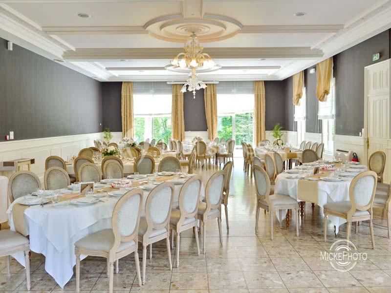 Location salle Chasseneuil-du-Poitou (Vienne) - Château Du Clos De La Ribaudière #1