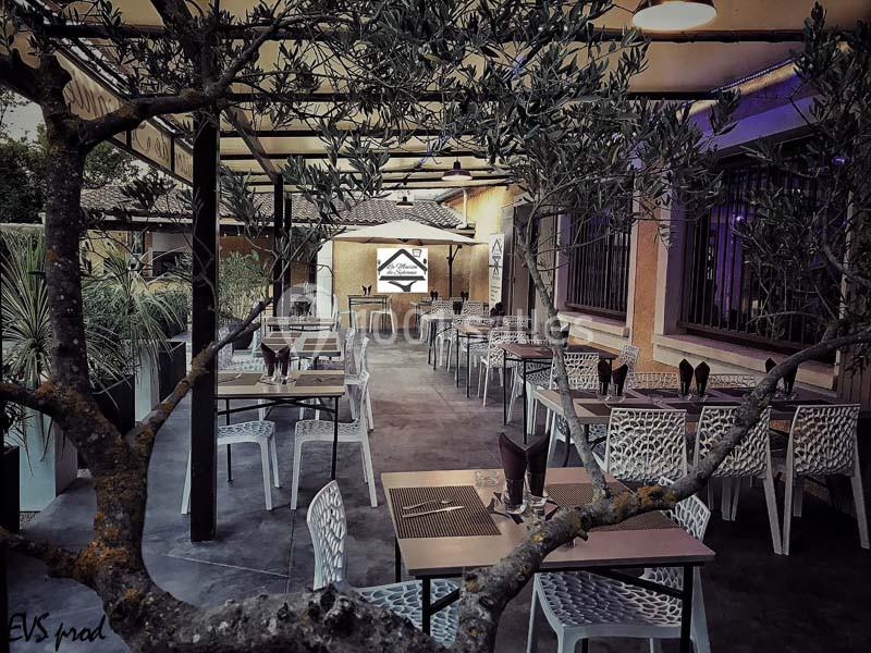 Location salle Entraigues-sur-la-Sorgue (Vaucluse) - La Maison de Sylvanie #1