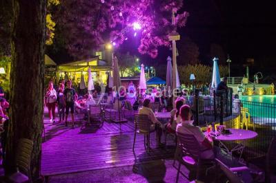 Miniature Location salle Volonne (Alpes-de-Haute-Provence) - Hôtel de Plein Air l'Hippocampe #9 Location salle Volonne (Alpes-de-Haute-Provence) - Hôtel de Plein Air l'Hippocampe #24