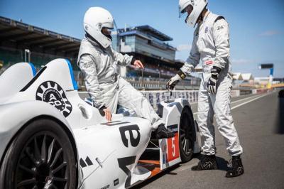 Circuit Des 24 Heures Du Mans - photo 4