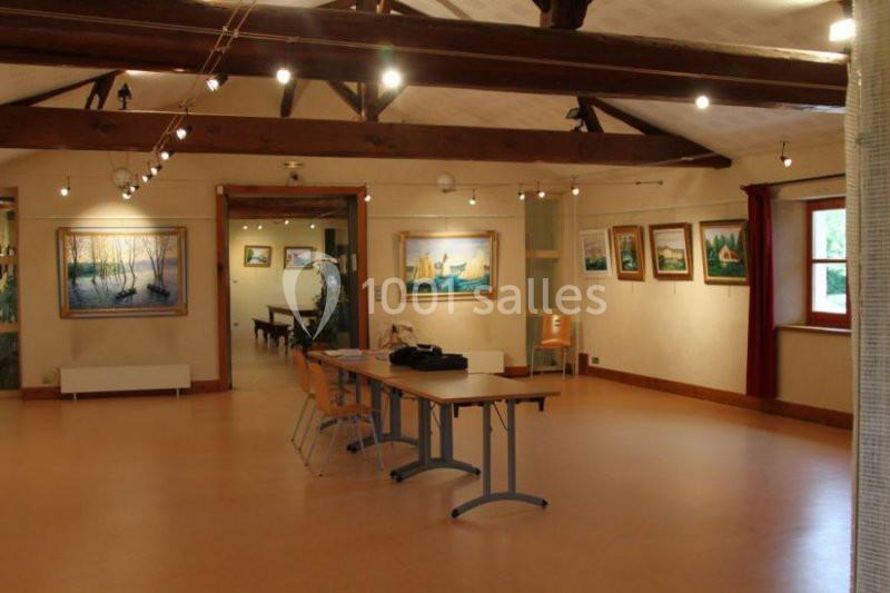 Salles De La Chapelle De Guinchay - galerie - photo 3